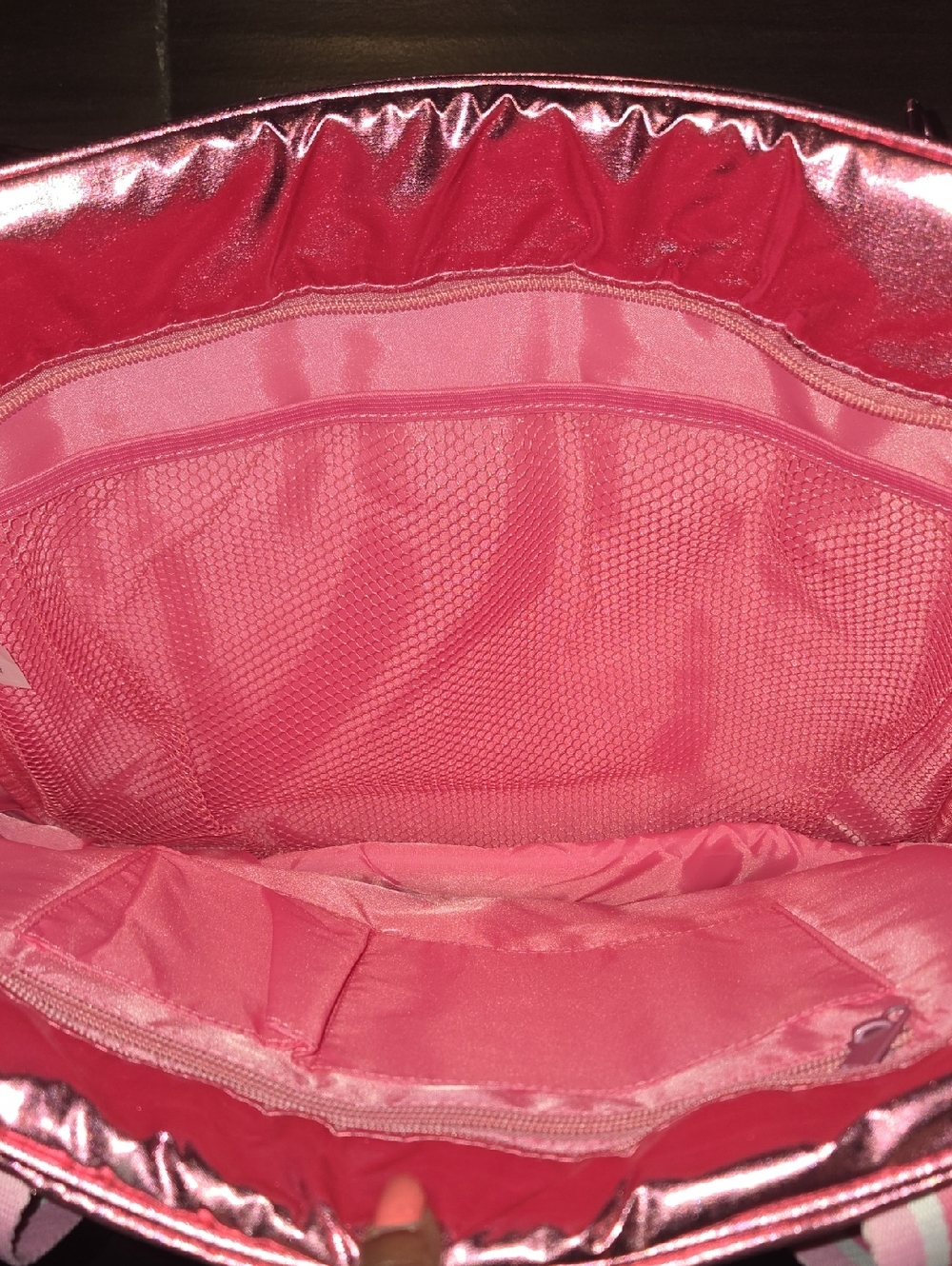 Simply Southern Metallic Pink Pickleball Travel Tote NWOT - Picture 4 of 7